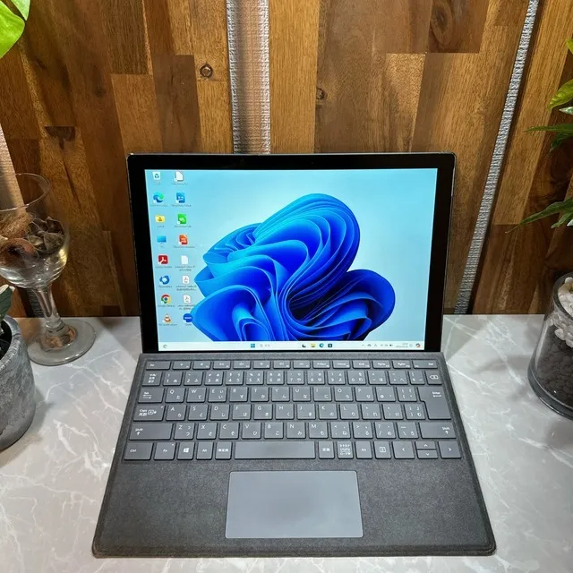 Surface Pro 6 ブラック☘️i5第8世代 /SSD256GB☘️メモ8G【KHRC2404003】