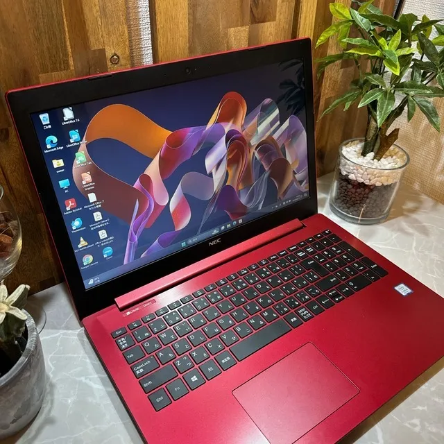 【美品】NEC LAVIE Direct☘️メモ8G☘️i5第8世代☘️SSD256G【PKHRC2404012】