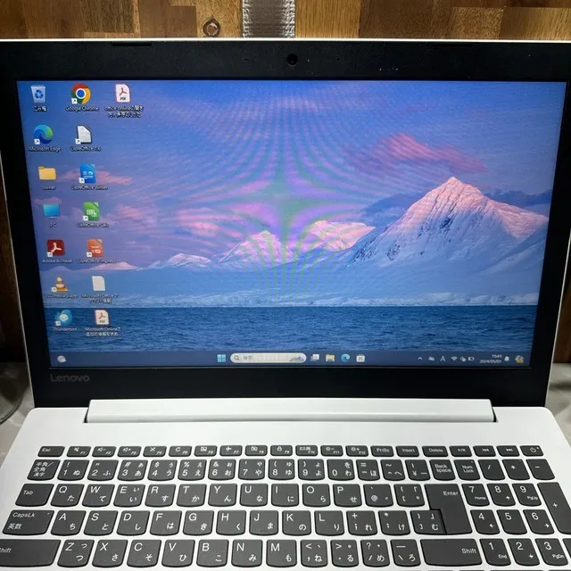 Lenovo Ideapad 320☘️i5第8世代☘️メモ8G☘️SSD256GB【VKHRC2403050】