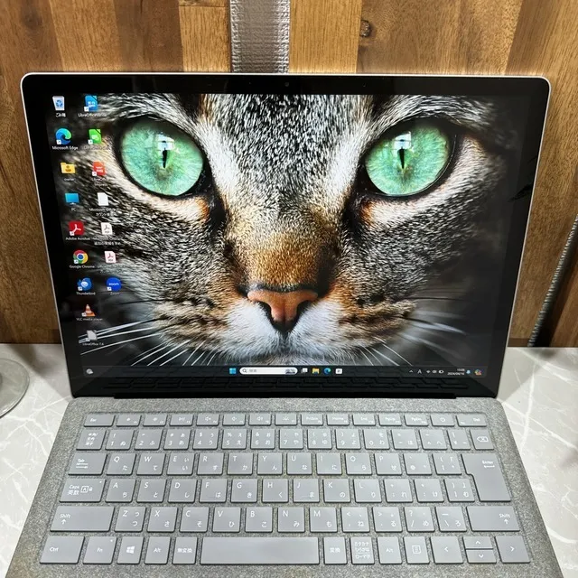 Surface Laptop 2☘️SSD256G☘️メモ8GB☘️i5第8世代【VKHRC2403108 ...