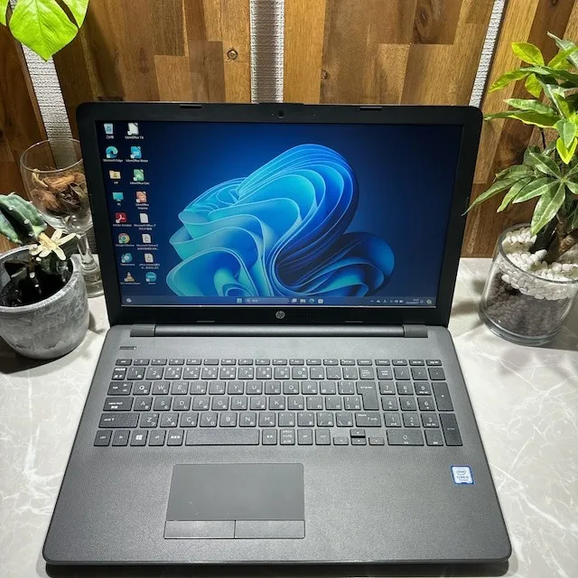 HP 250 G6 ☘️メモリ8GB ☘️Core i5第7世代 /SSD256GB【VKHRC2404029】