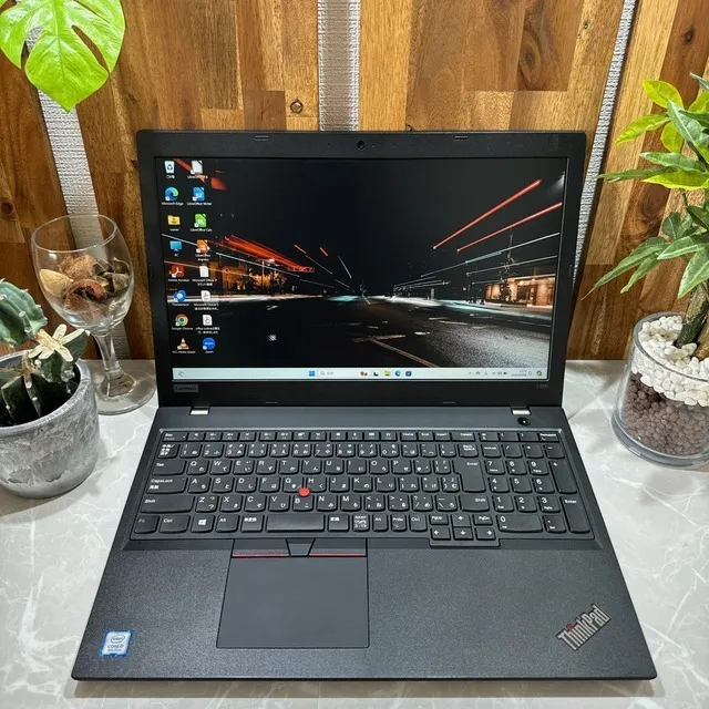 Thinkpad L580☘️i7第8世代☘️メモリ16GB☘️SSD256GB【VKHRC2404062】