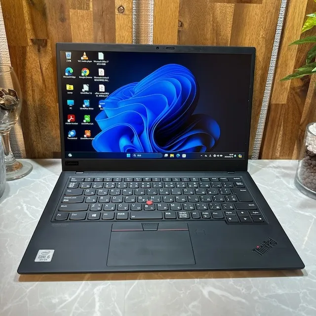 Thinkpad X1 Carbon ☘️メモ16GB☘️i5第10世代☘️爆速SSD【VKHRC2405008】