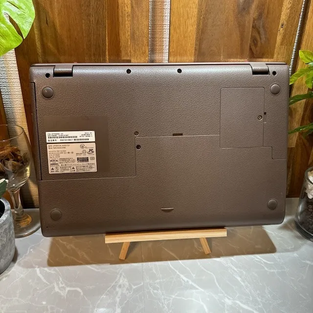 【美品】LIFEBOOK AH53/C2☘️i7第8世代☘️SSD256G+1TB【VKHRC2405081】