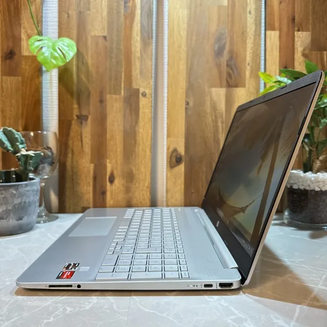 【極美品】HP Laptop 15s☘️Ryzen 5 5500U☘️SSD512G【KHRC2406001】