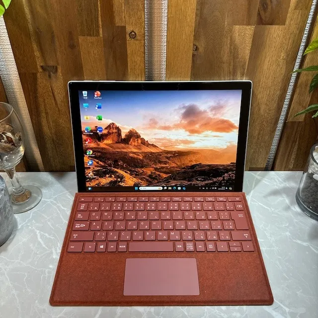 【美品】Surface Pro 7☘️SSD128G☘️i5第10世代 /メモリ8G【VKHRC2405074】