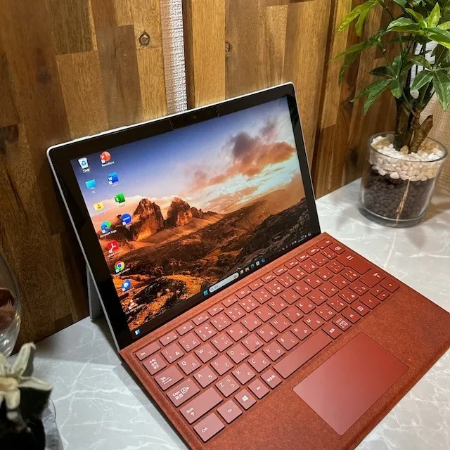 【美品】Surface Pro 7☘️SSD128G☘️i5第10世代 /メモリ8G【VKHRC2405074】