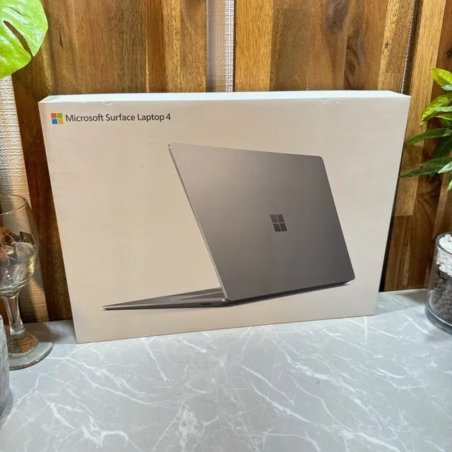 【美品】Surface Laptop 4☘️Ryzen7☘️メモ8G☘️SSD256G【VKHRC2405057】