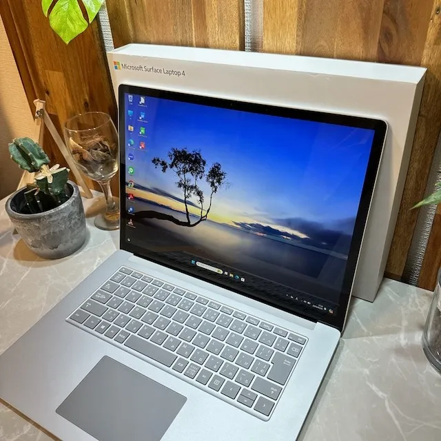 【美品】Surface Laptop 4☘️Ryzen7☘️メモ8G☘️SSD256G【VKHRC2405057】