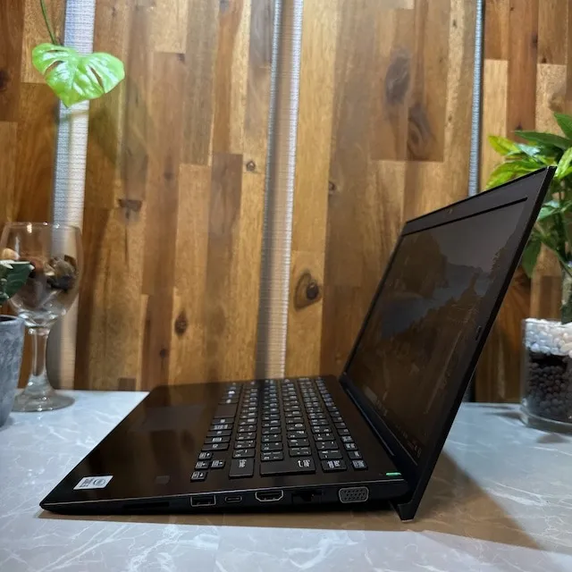 VAIO Pro PG ☘️メモリ8GB /i5第10世代☘️SSD256GB【VKHRC2405053】