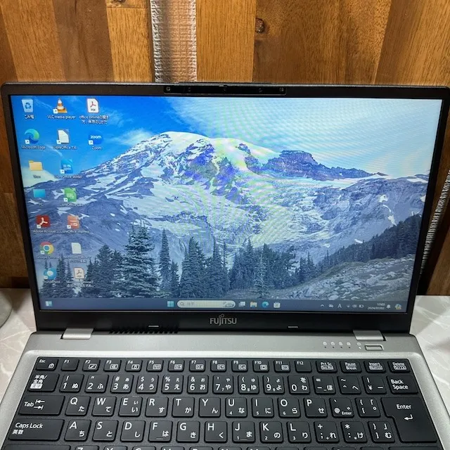 LIFEBOOK U7411/G☘️i5第11世代☘️メモリ16GB☘️SSD256G【VKHRC2406081】