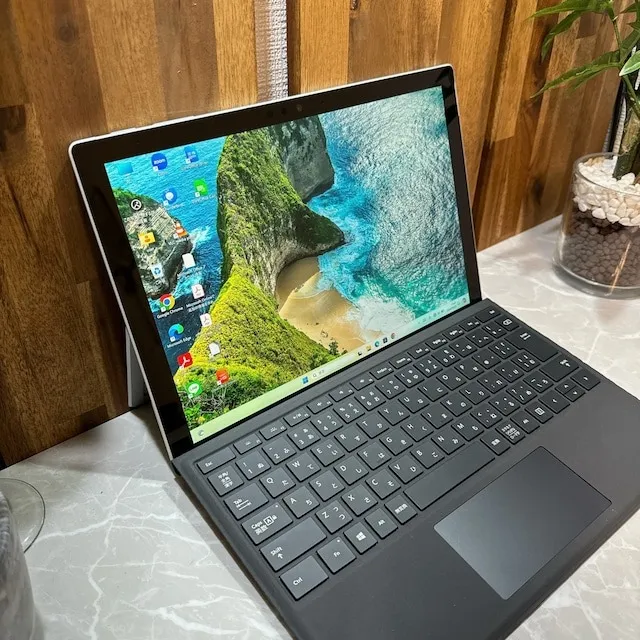 Surface Pro 6 ☘️ i5第8世代☘️メモリ8GB☘️爆速SSD128G【VKHRC2404170】