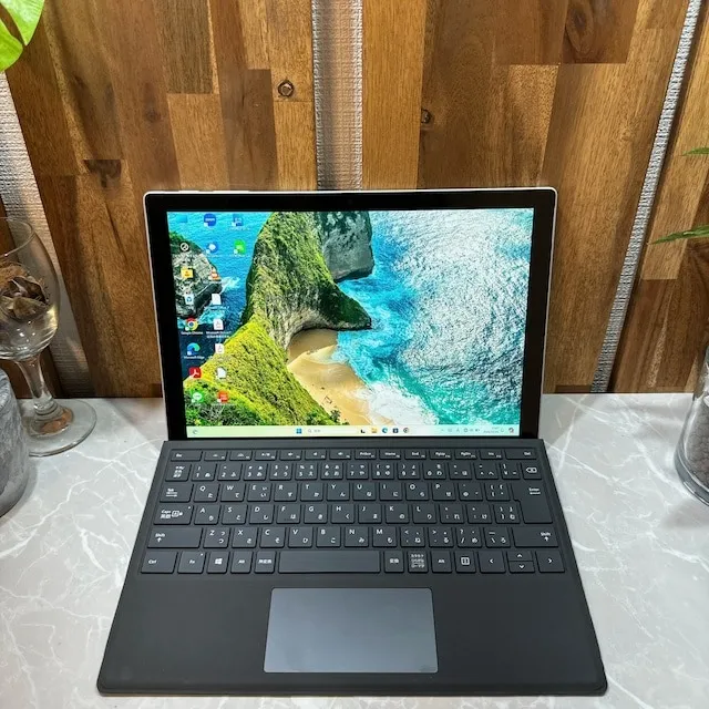 Surface Pro 6 ☘️ i5第8世代☘️メモリ8GB☘️爆速SSD128G【VKHRC2404170】