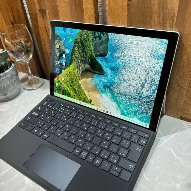 Surface Pro 6 ☘️ i5第8世代☘️メモリ8GB☘️爆速SSD128G【VKHRC2404170】