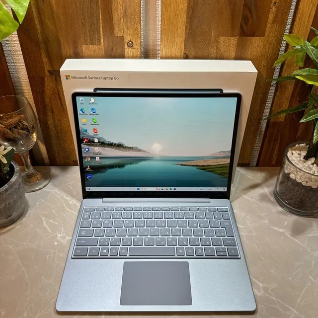 【極美品】Surface Laptop Go☘️i5第10世代☘️SSD128GB【VKHRC2405089】