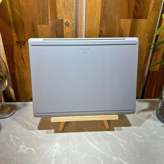 【極美品】Surface Laptop Go☘️i5第10世代☘️SSD128GB【VKHRC2405089】