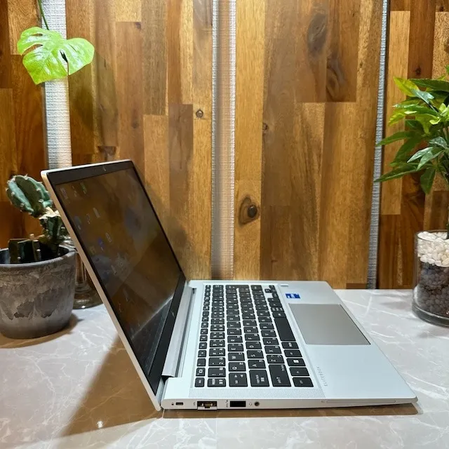 【極美品 2022年式】HP EliteBook 630 G9 ☘️i5第12世代【VKHRC2406035】