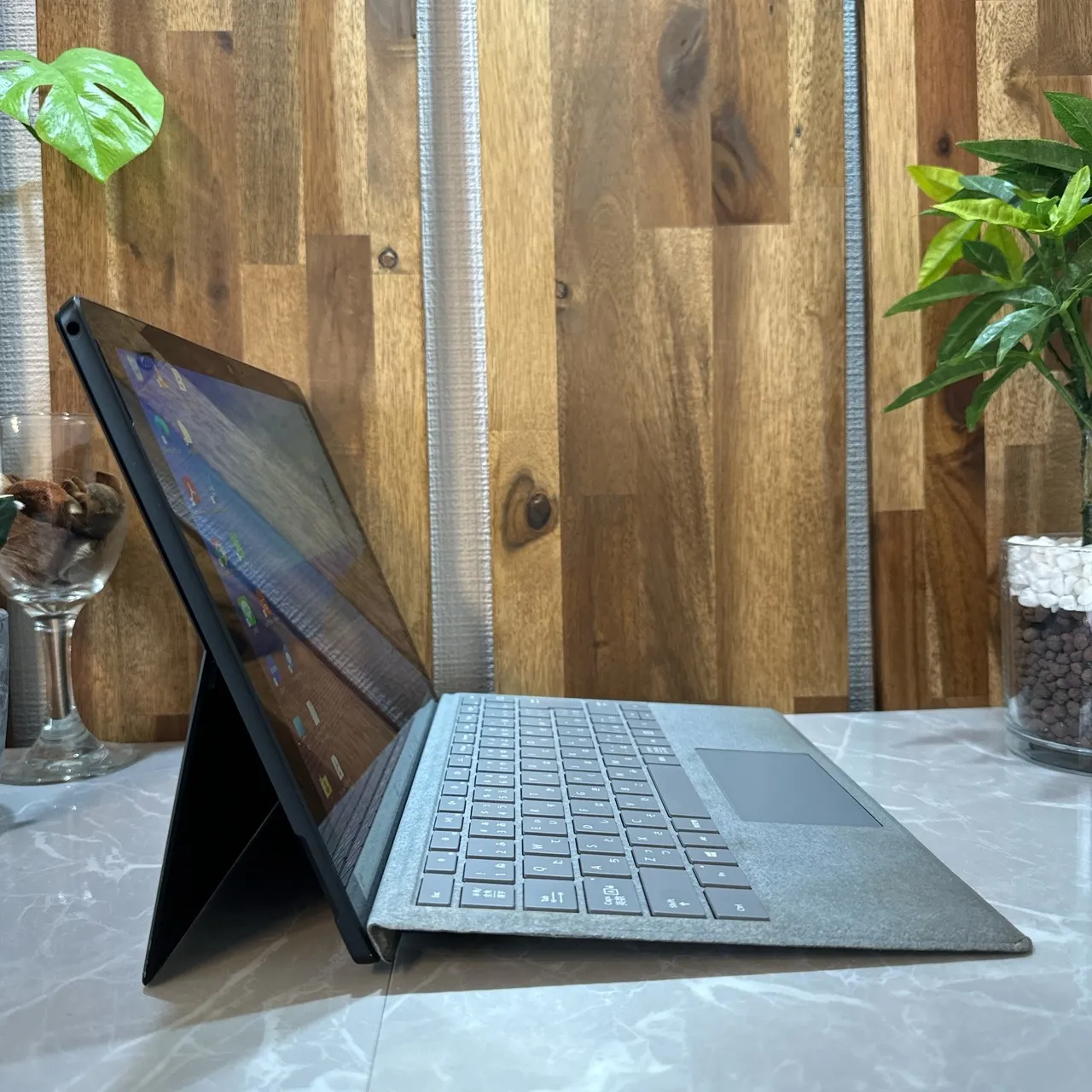 Surface Pro 6ブラック☘️i5第8世代/メモリ8GB☘️SSD256GB【VKHRC2404143】