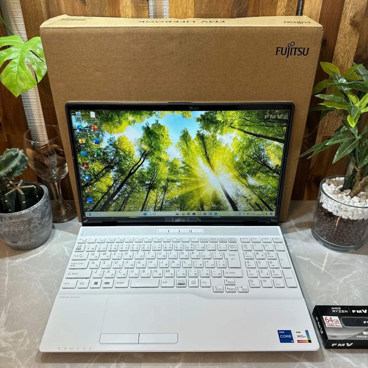 【準新品】LIFEBOOK AH45/H2W☘️i5第11世代☘️SSD256GB【KHRC2407007】