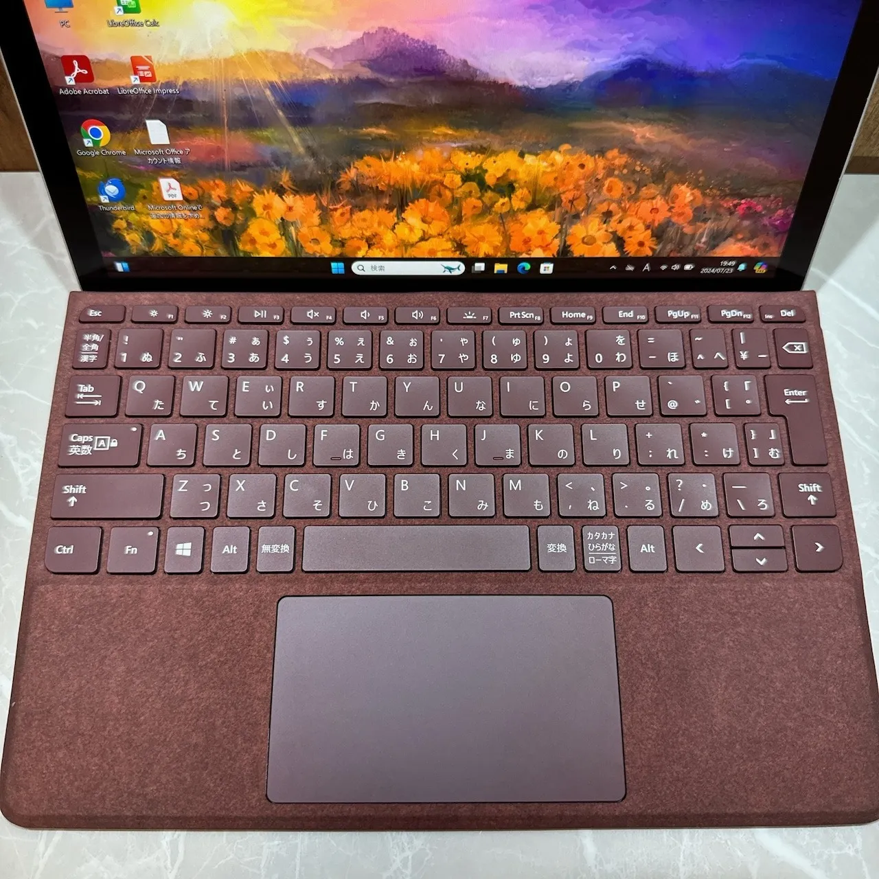 【美品 2021年式】Surface Go 3☘️i3第10世代☘️メモリ4GB【VKHRC2406122】