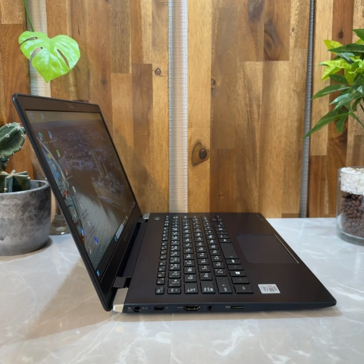 【極美品】Dynabook G83/FP☘️メモリ8G/ i7第10世代☘️ SSD【VKHRC2407006】