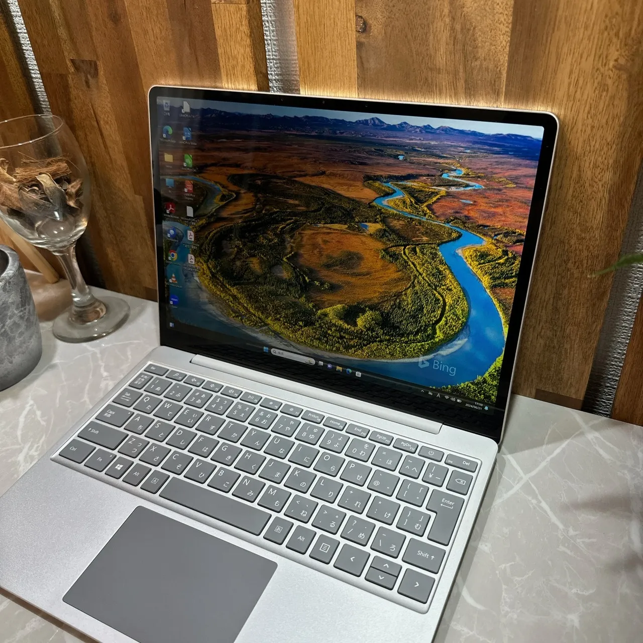 Surface Laptop Go☘️i5第10世代☘️メ8G ☘️SSD128GB【VKHRC2406037】