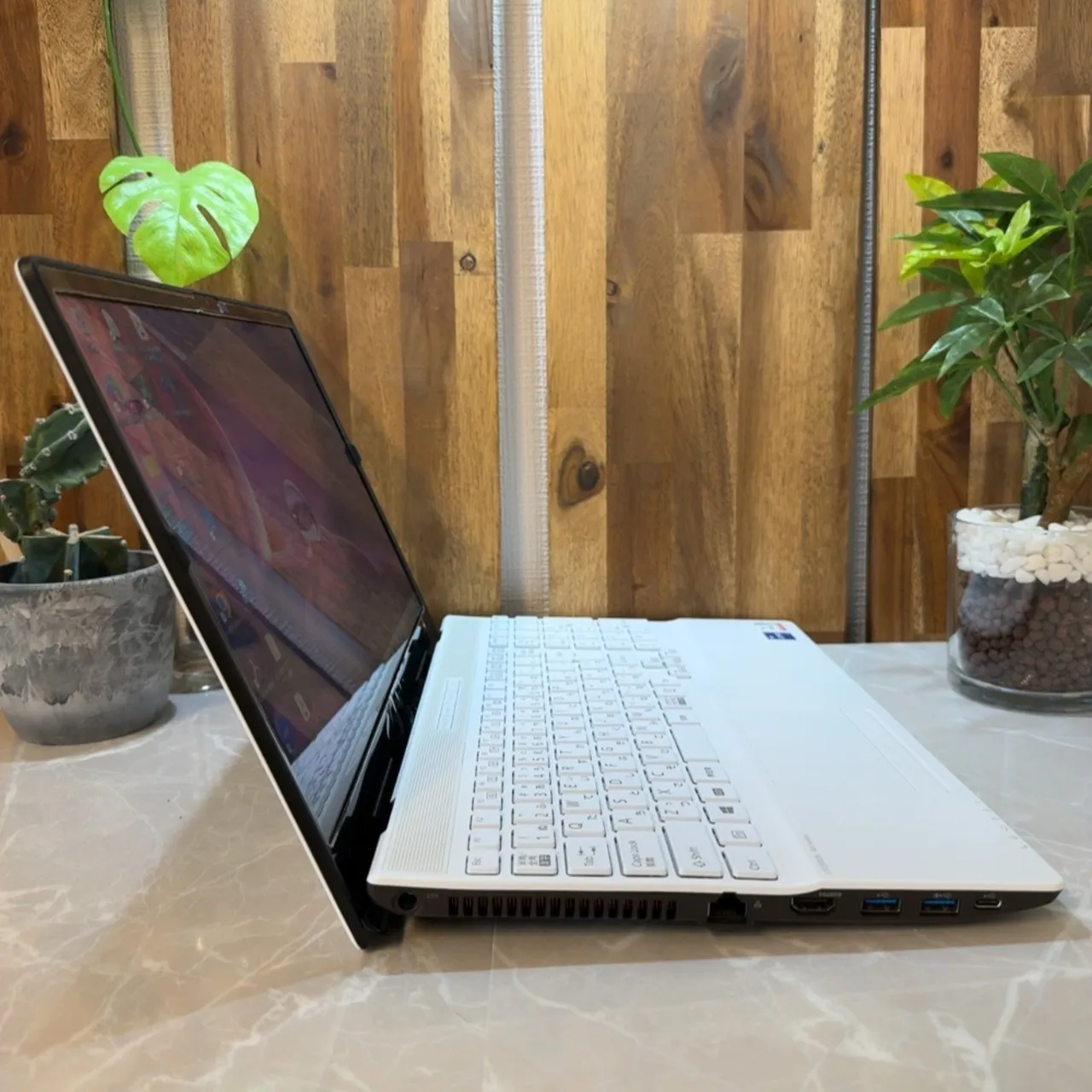 【美品】LIFEBOOK AH46/F☘️i5第11世代☘️メモリ8GB☘️爆速SSD【VKHRC2407005】